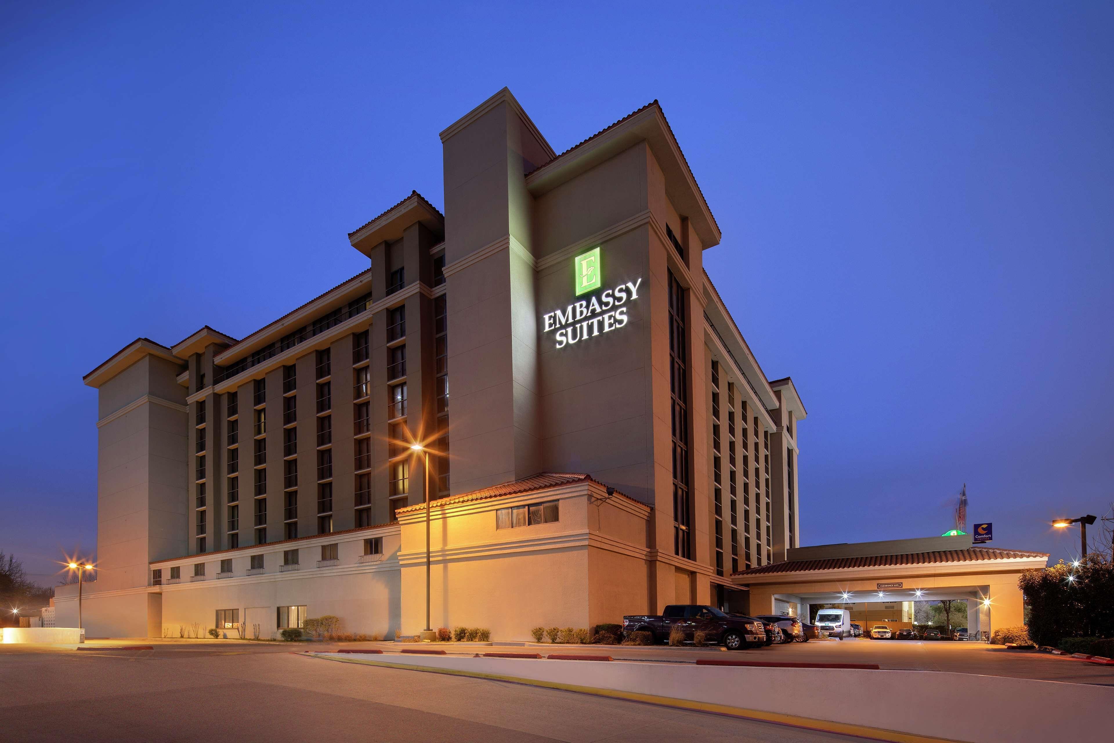 4 Budget Hotels Near Galleria Dallas Worth Booking