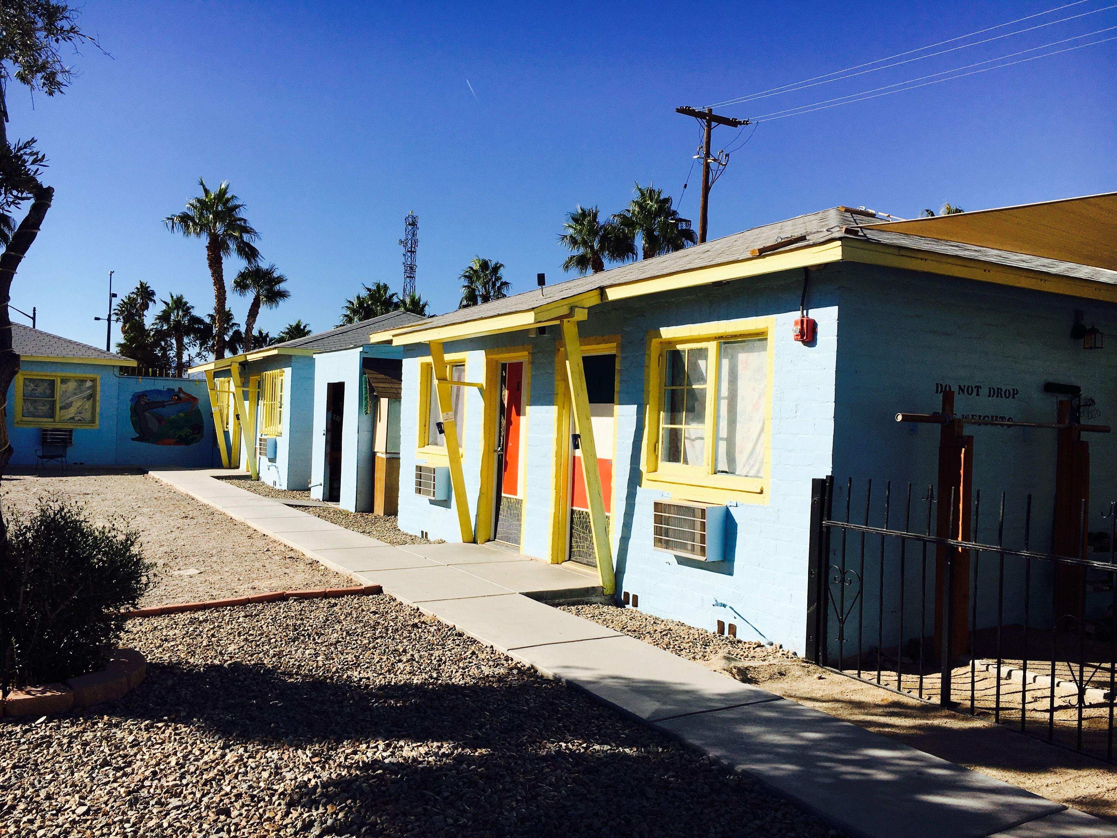 Staying Near Little White Wedding Chapel: 2 Budget Stays Compared