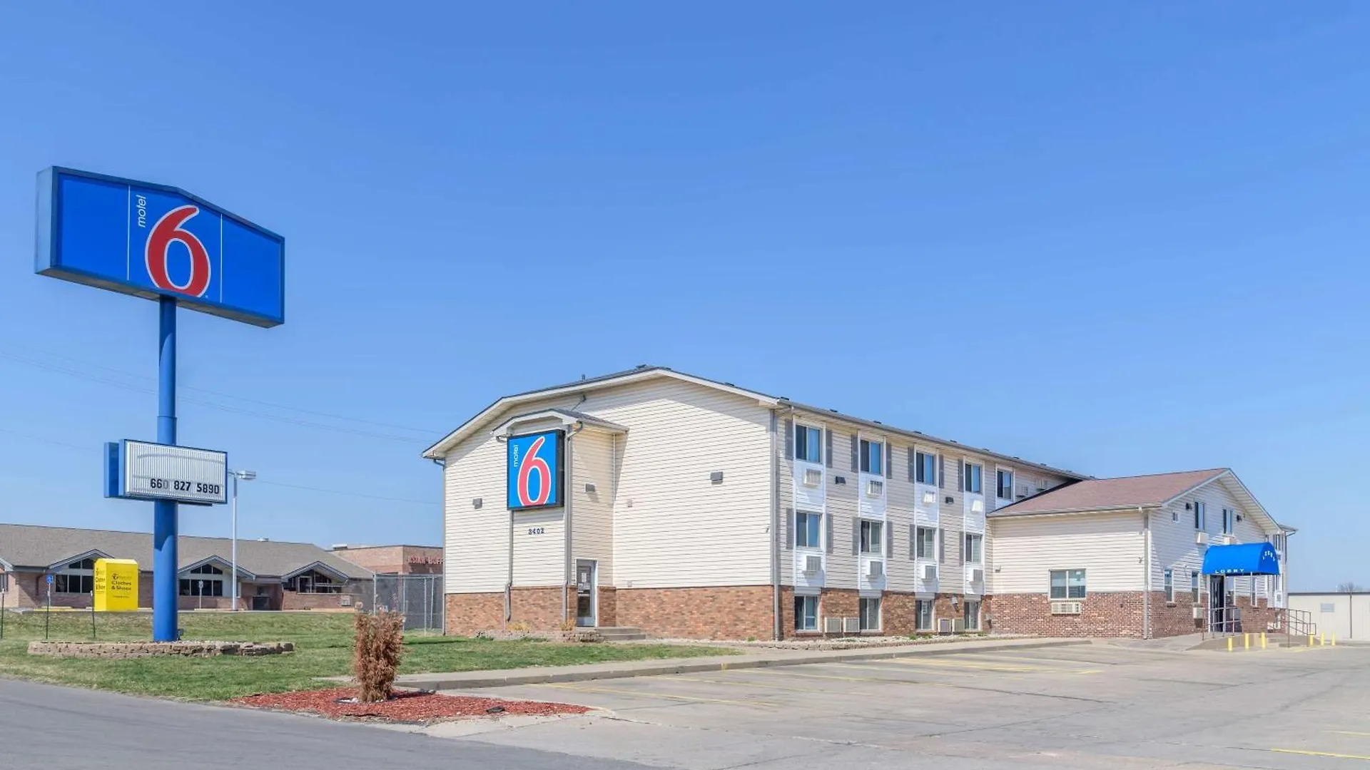 15 Smart Motel 6 Hotels in the Midwest Worth Booking