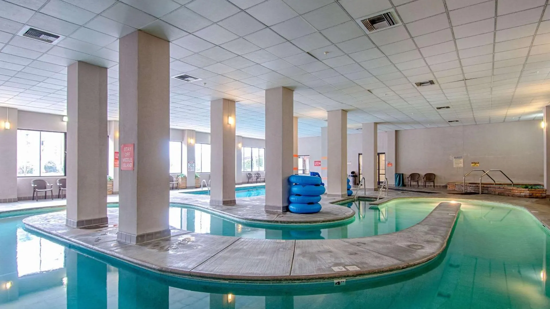Where to Stay Near Gatlinburg Golf Course: 8 Central Hotels