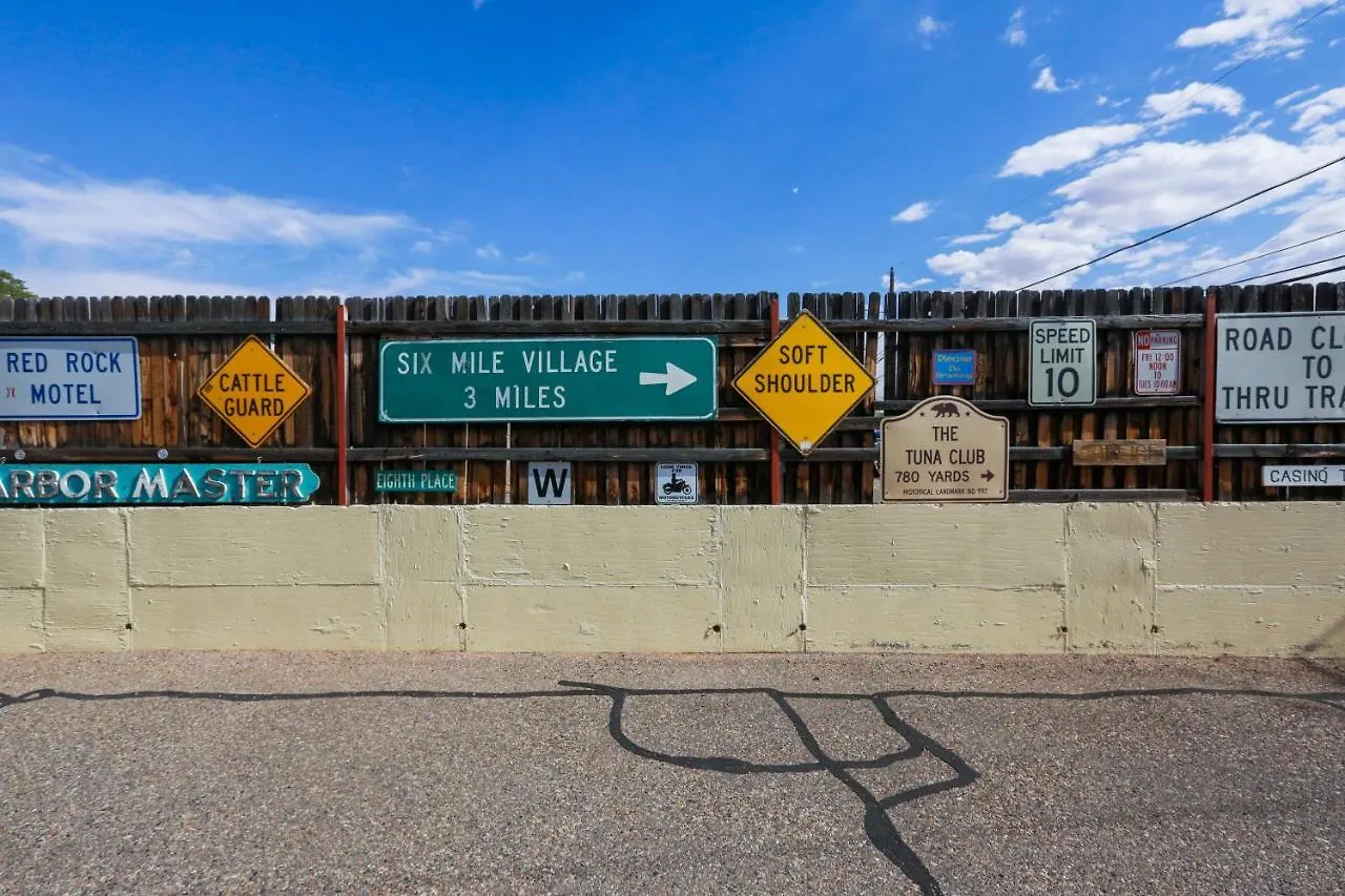 Where to Stay Near Grand Canyon: 5 Best Airport Hotels