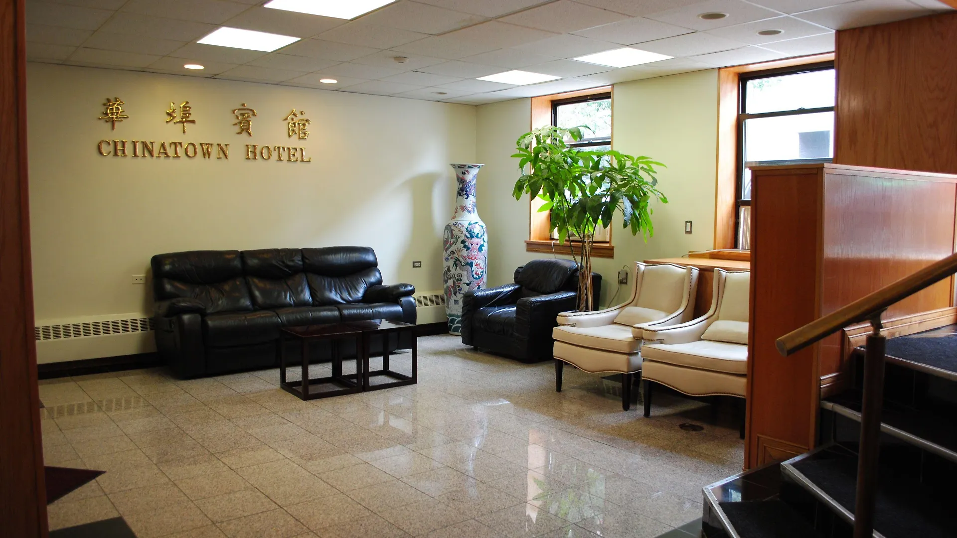 4 Budget Hotels Near Intuit Chicago for Smart Travelers