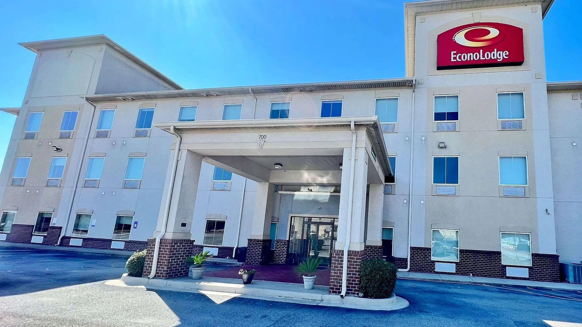 Where to Stay Near Georgia Military College: 9 Budget Hotels in Augusta
